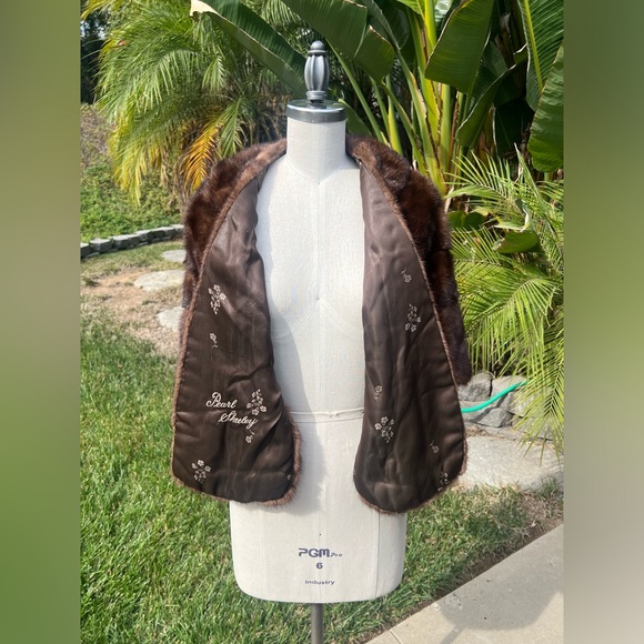 Vintage 1950s Brown Fur Stole from the Broadway Southern California - Picture 2 of 5
